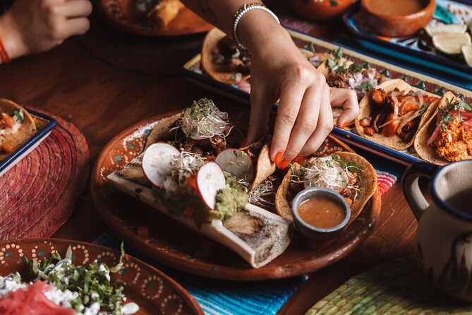 Cancun Guided Unlimited Taco Lunch & Shopping Experience - Timing, pickup, and group size