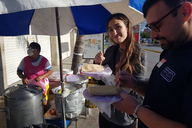 Cancun Hands-On Mexican Cooking Class - Guacamole is the clearest hands-on lesson