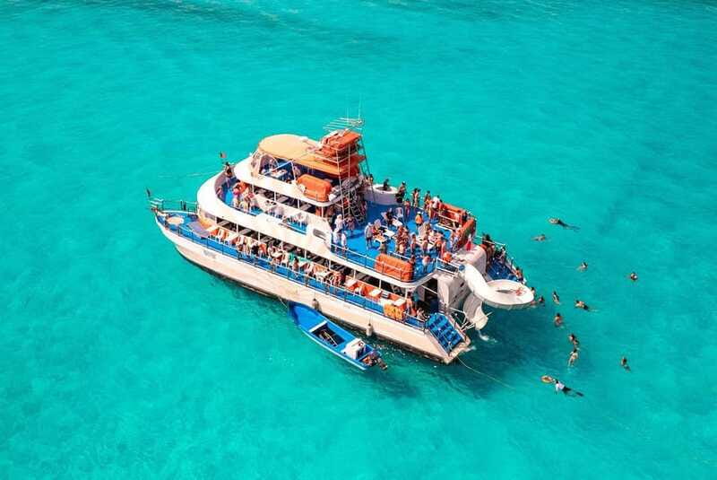 Cancun: Isla Mujeres Full Day Dancer Cruise - The ride home becomes the party