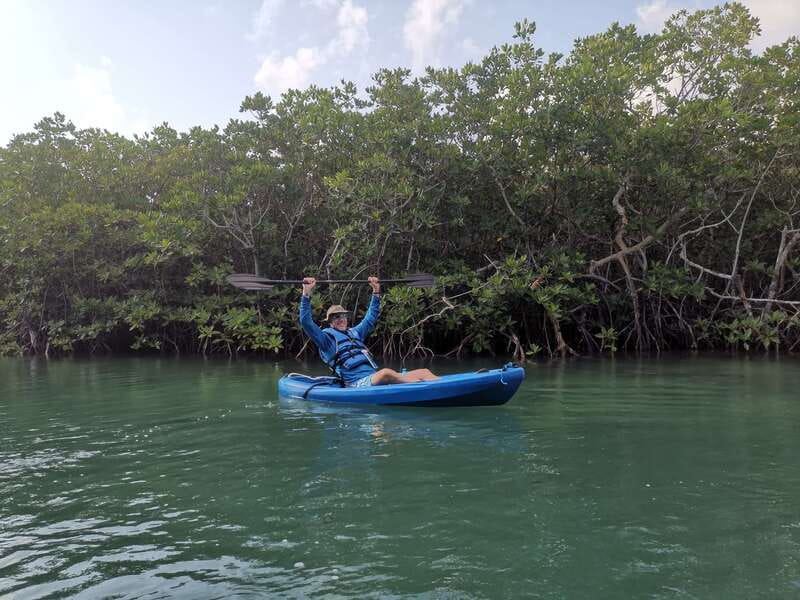 Cancun: Kayaking Tour in Nichupte Lagoon - The first paddle through the mangroves