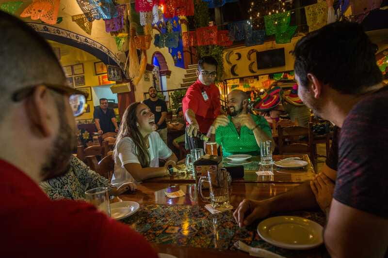 Cancún: Taco & Local Beer Tasting Tour with transportation - Booking details that can save you trouble