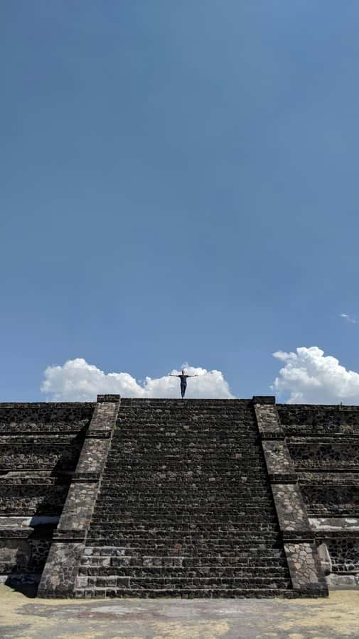 CDMX: Early visit to Teotihuacan - The one-hour ride from central Mexico City