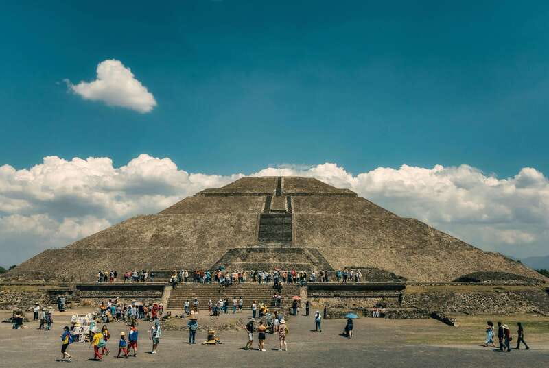 CDMX: Tour of the ruins of Teotihuacan, Tlatelolco, and Guadalupe - The obsidian workshop and tequila tasting
