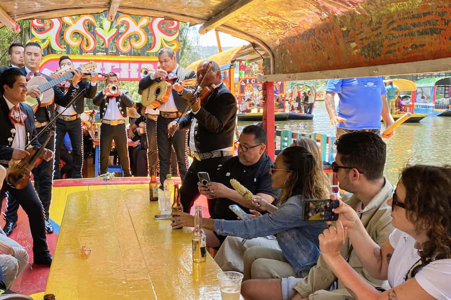 CDMX: Xochimilco Trajinera Party, Drinks, Mariachi & Tacos - Key points to know before you book