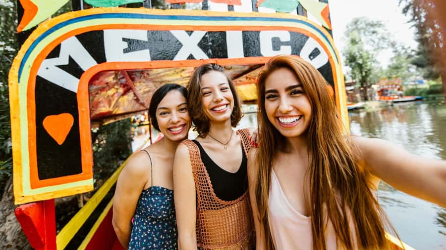 CDMX: Xochimilco Trajinera Party, Drinks, Mariachi & Tacos - Meeting at El Chango at 2:45 pm