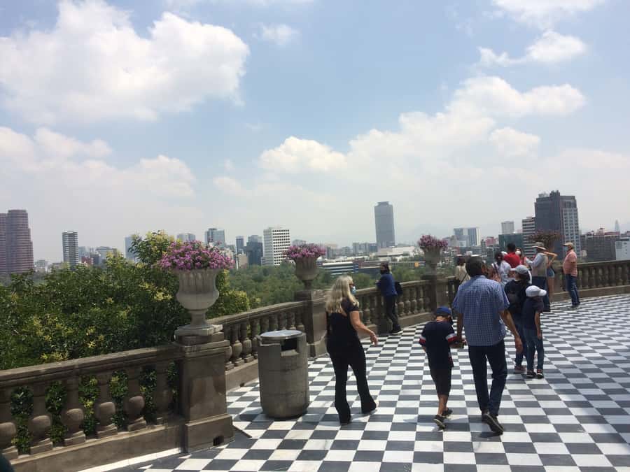 Chapultepec Castle & Anthropology Museum Prívate Tour - Meeting at the Puerta de los Leones