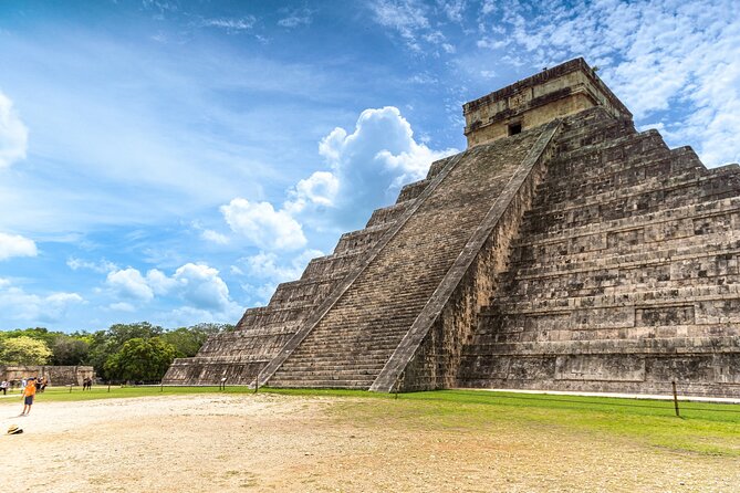 Chichén Itzá Ancestral Tour from Playa del Carmen with Cenote - The cenote at Chichikan