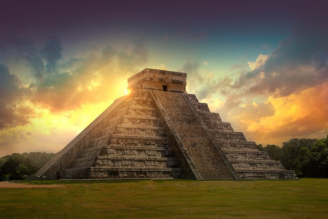 Chichen Itza Early Access Private Tour with Buffet Lunch - Key points at a glance