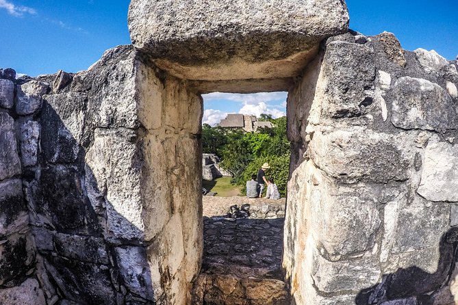 Chichen Itza & Ek Balam Tour From Cancun - Lunch, local flavor, and a late-afternoon restart