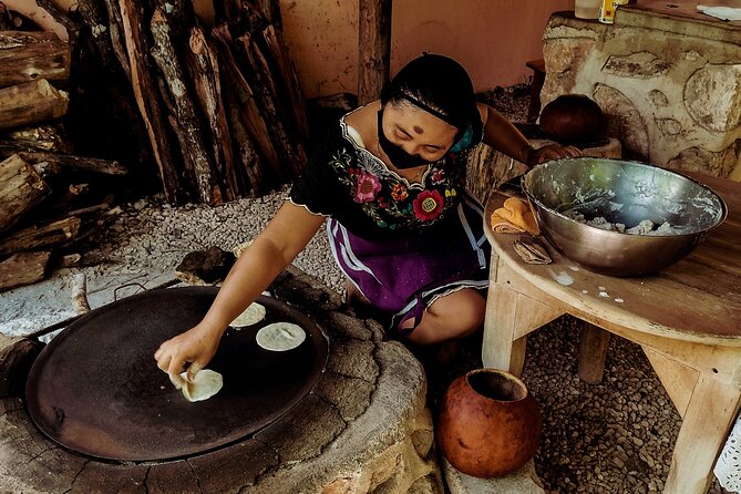 Chichen Itza Gastronomic, Valladolid and Cenote Extremo - Comedor Kaua and the Mayan food presentation