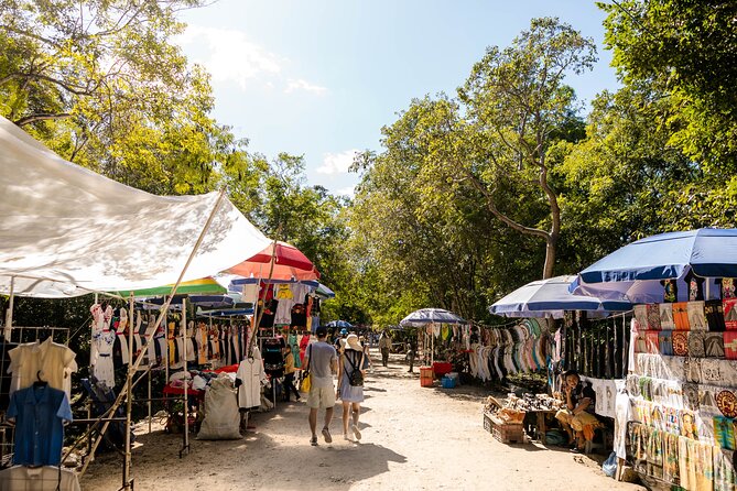 Chichen Itza Ticket with optional Guide - Self-guided freedom versus a full tour