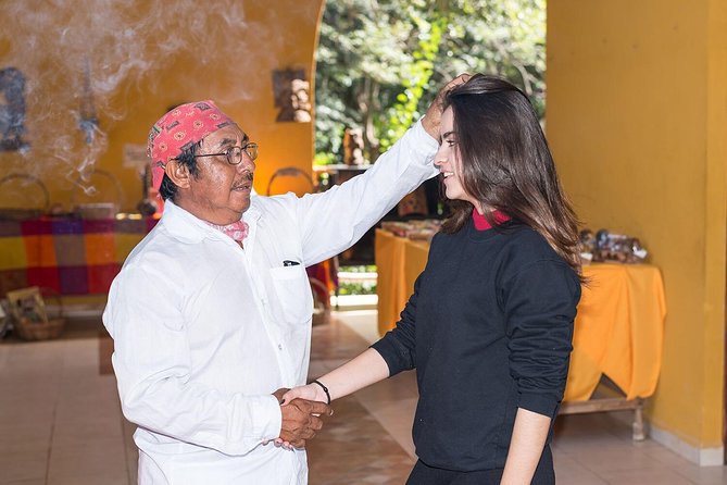 Chichén Itzá Tour with Cenote Xunáan, Valladolid & Lunch - Who will enjoy this tour most?