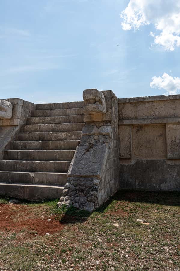 Chichén Itzá: Tour with Expert Tour Guide - Cameras, GoPros, and extra device fees
