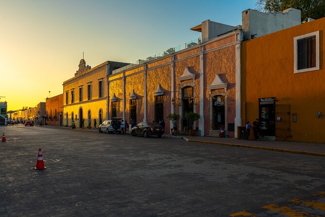 Chichen Itza, Transportation, lunch, cenote and Valladolid. - Lunch at Yaxkin is useful, not a destination