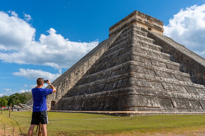 Chichen Itza, Transportation, lunch, cenote and Valladolid. - Guide quality and language balance