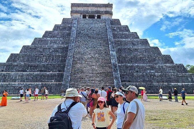 Chichen Itza : Walking Tour with Expert Guide and Skip-the-Line Access! - Warrior columns and the ceremonial center