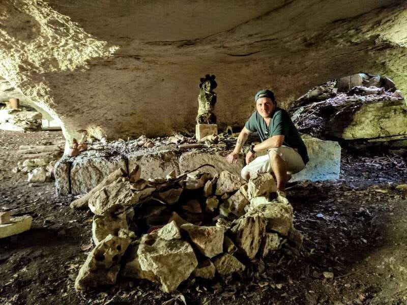 Cozumel: 5-Hour Private Caves and Ruins Tour with Lunch - Getting around Cozumel in a private vehicle