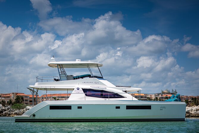 Cozumel All Inclusive: Coast & Relax 4h on 51' Leopard - What the $3,650 price really means