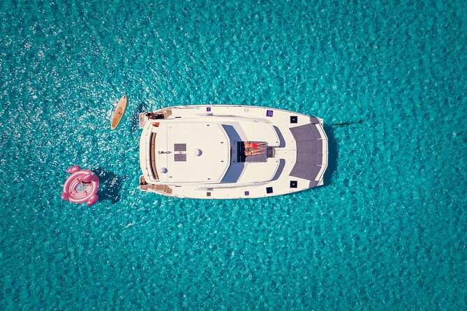 Cozumel All Inclusive: Coast & Relax 4h on 51' Leopard - Who will get the most from this Cozumel outing