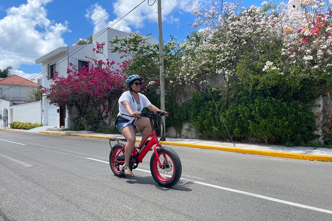 Cozumel: City Tour by E-bike - Monumento a la Hispanidad and the Mayan pyramid