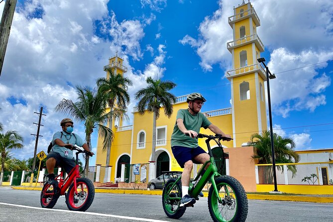 Cozumel: City Tour by E-bike - Corpus Christi and 3 de Mayo Park