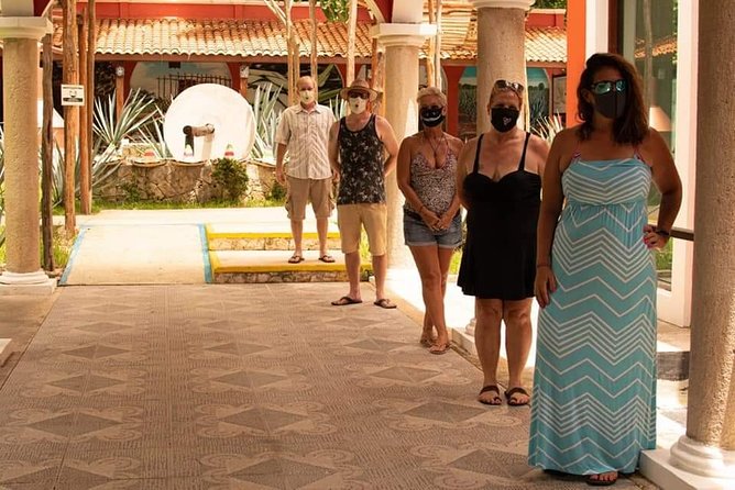 Cozumel Jeep Adventure to Jade Caverns with Lunch and Snorkel - Lunch, snorkeling, and beach time at Tortugas