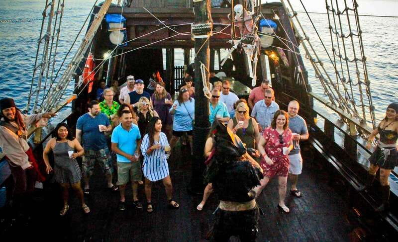Cozumel: Pirate Ship Cruise with Open Bar, Dinner, and Show - Dinner arrives with a quick change of scenery