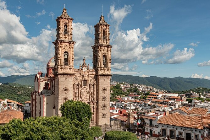 Cuernavaca and Taxco Tour from Mexico City - Santa Prisca and Taxco’s steep streets