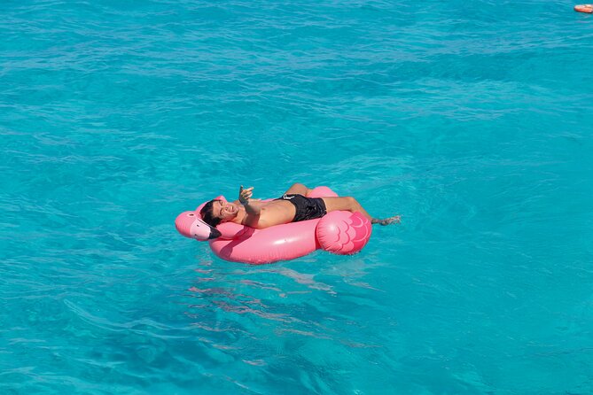 Dancer Cruise Isla Mujeres Snorkel Food and Drinks Included - Lunch on board: the best meal of the day