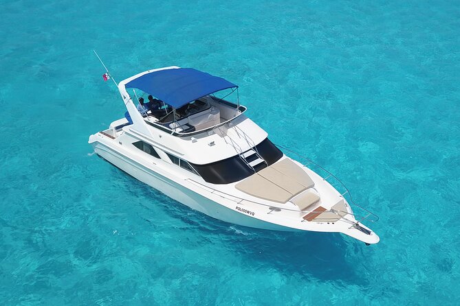 Deluxe Yacht 48FT with FlyBrige Rental in Cancun - Who should book this charter?