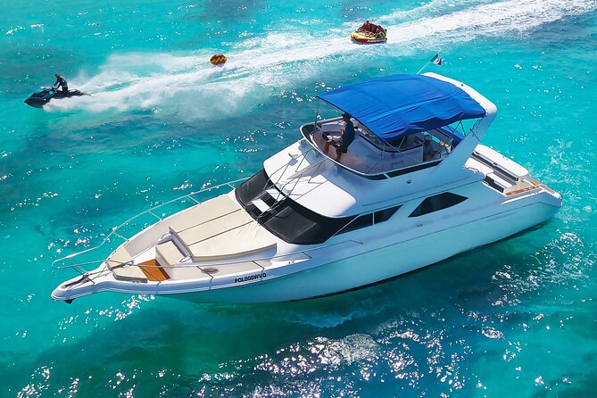 Deluxe Yacht 48FT with FlyBrige Rental in Cancun - Leaving Nichupte Lagoon for the Caribbean