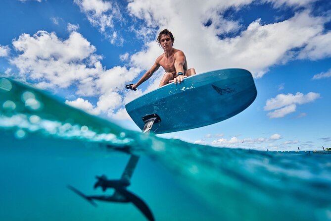 E-Surf Lessons - The first 30 minutes: land teaching, water practice, and a demonstration