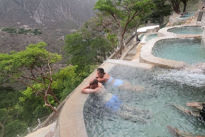 Early & Express Tolantongo Hot Springs - The ride back to Mexico City
