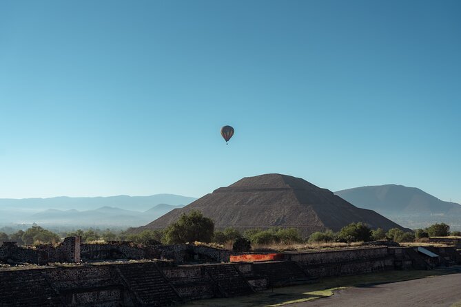 Early & Express Tour Teotihuacan Pyramids - The physical side of the visit