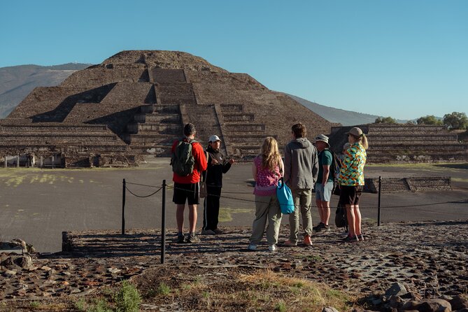 Early & Express Tour Teotihuacan Pyramids - The drive to Teotihuacan