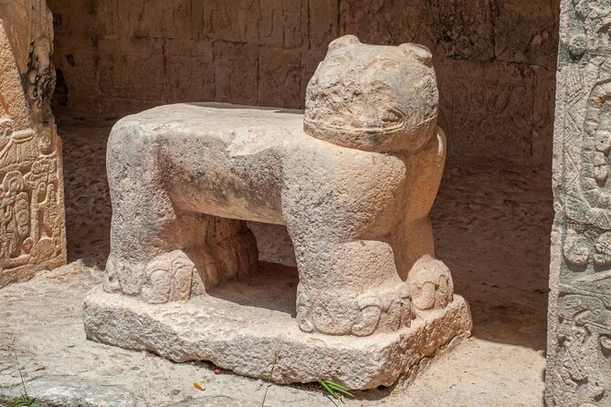 Early morning Chichen Itza Tour: Cenote and Tequila Tasting - Valladolid is a quick colonial snapshot