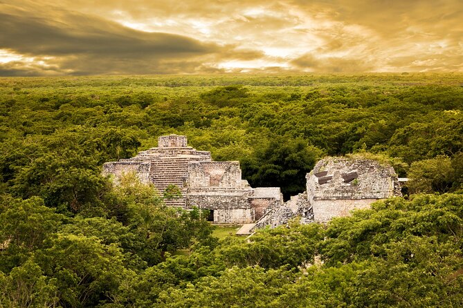 Ek Balam, Mayan traditions and cenote Chichikan - Chichikan combines a cenote swim with Maya customs