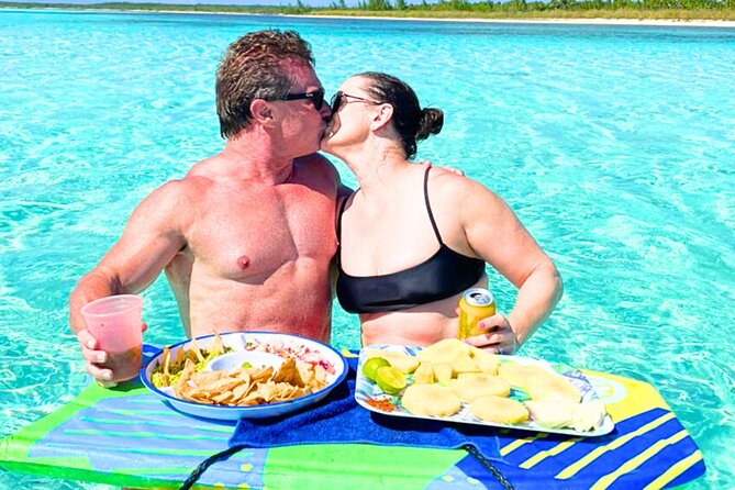 El Cielo Cozumel Snorkel Private Boat + Food + Drinks + Beach - Colombia Reef: clear water and close fish sightings