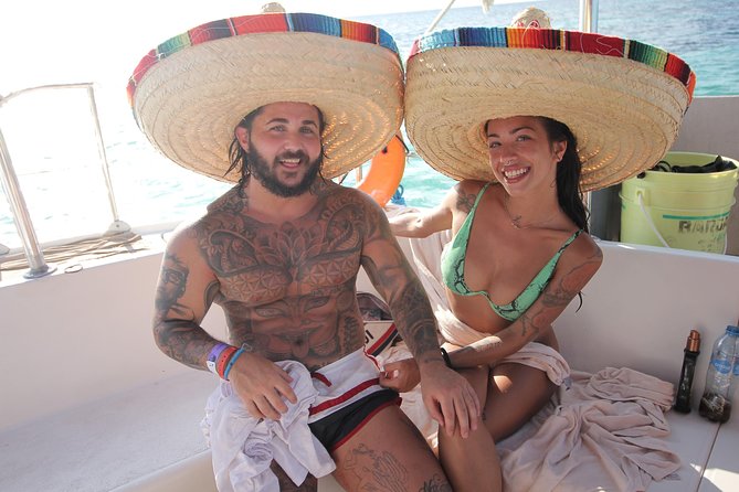 El Cielo Cozumel Snorkel tour by Catamaran - Boat comfort, safety, and what to pack