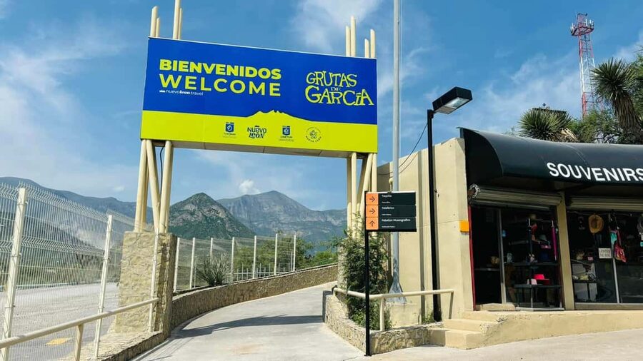 El mejor tour a "Grutas de Garcia" + Teleférico + Tickets - Bishops Lookout and Monterrey from above