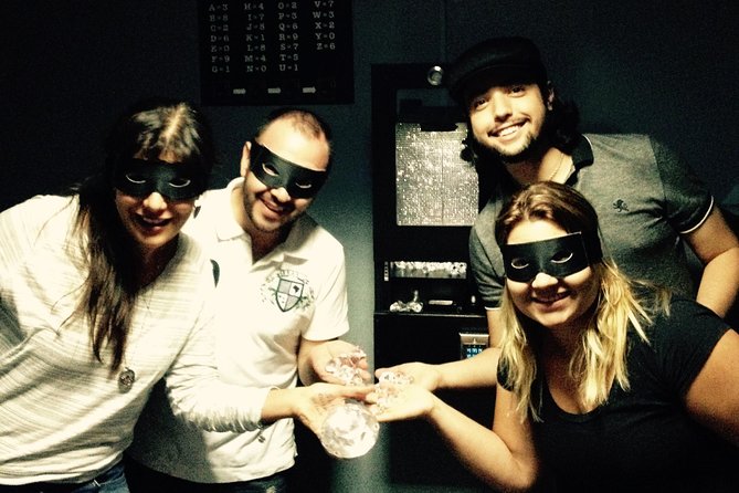 Escape Room in Guadalajara: Central Bank Robbery - A bank robbery beneath Guadalajara’s old mint-building
