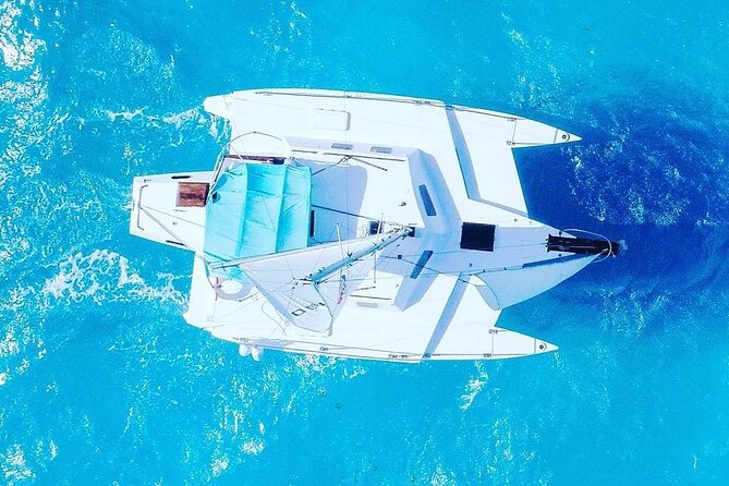 Exciting Catamaran Tour to Isla Mujeres, from Cancún! - Group size, comfort, and accessibility