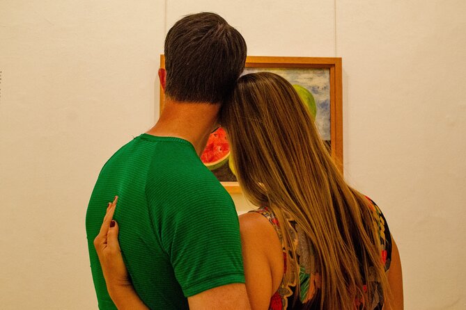 EXCLUSIVE TOUR Frida Kahlo Museum - SMALL GROUPS - Coffee, bread, and the neighborhood setting