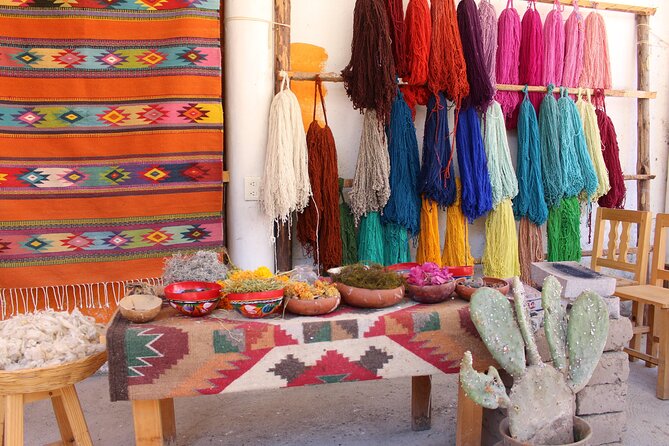 Explore Hierve el Agua, Mitla, Tule, Textile and Mezcal for a day - The Tule Tree and a small town visit