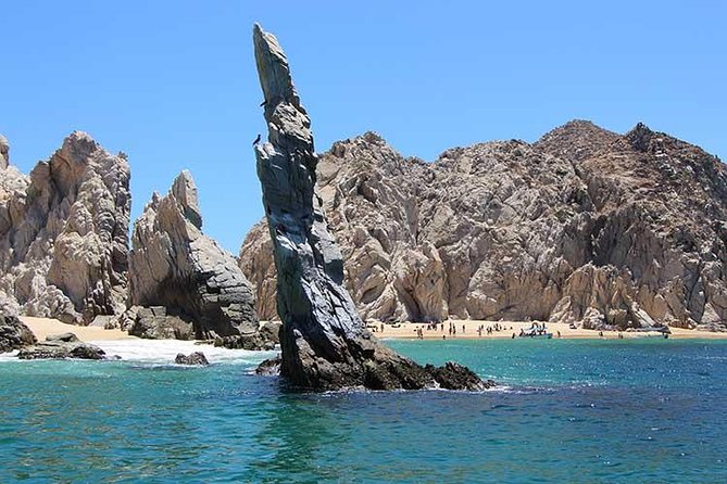 Famous Arch tour with Glass Bottom Boat. - A close look at Cabo’s famous Arch