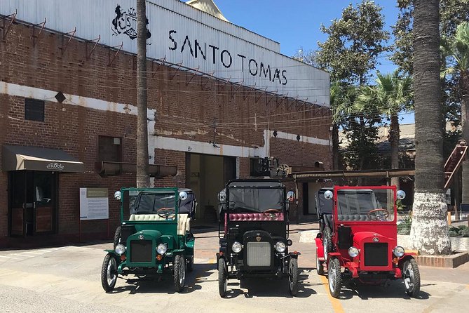 Ford Model T Tour - Meeting the Model T near the cruise port