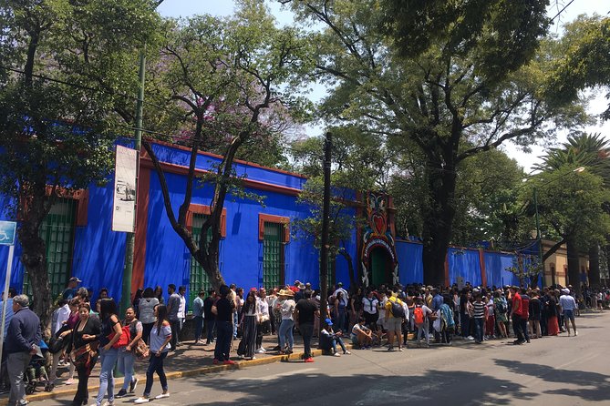 Frida Kahlo VIP [Museum Tickets Included] Bike, Markets & Churros - Who will enjoy this most