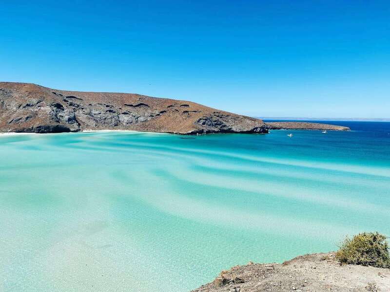 From Cabo/San José del Cabo: La Paz, Balandra & Todos Santos - Playa Balandra: the main reason to get up early