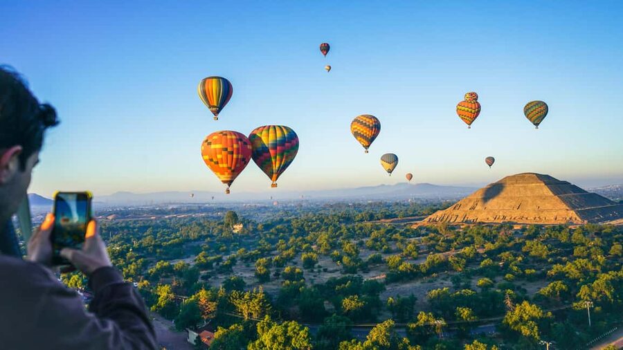 From CDMX: Teotihuacan Hot Air Balloon Ride & Optional Tours - The balloon port, safety check, and flight