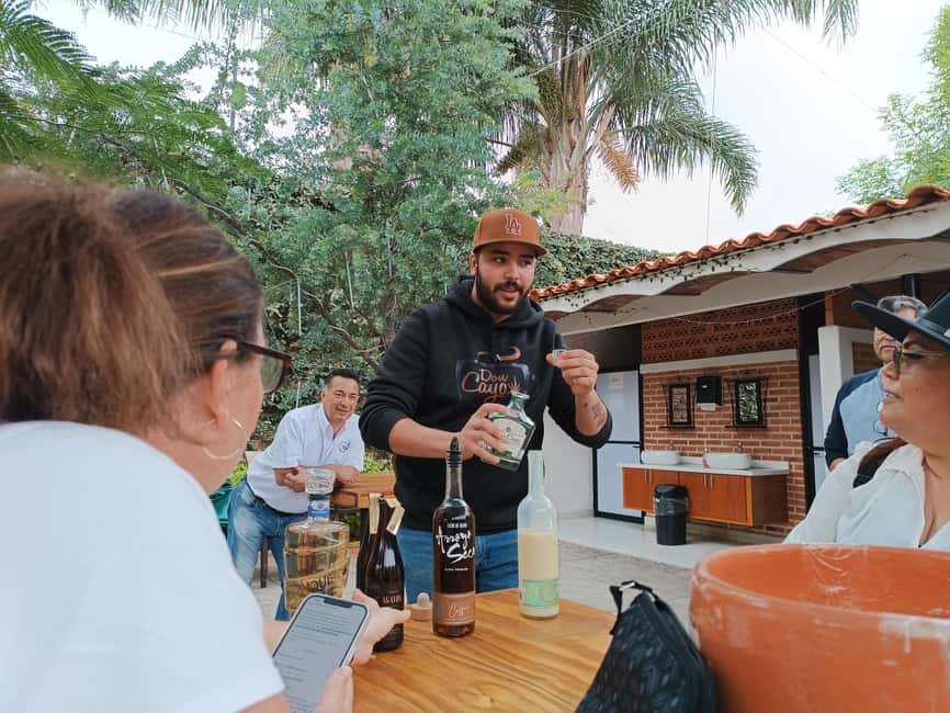 From Guadalajara: Tequila Town and Cantaritos El Guero - Lunch, mariachi, and the cost of eating on the road